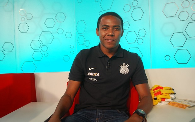 Elias cita comportamento em 7 a 1 e critica violência contra André Santos