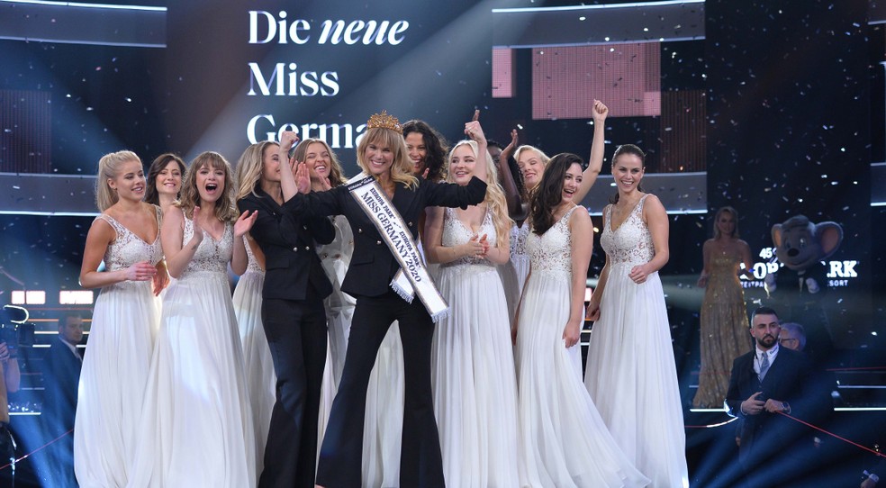 Miss Alemanha 2020, Leonie von Hase, de 35 anos, foi eleita por júri composto apenas por mulheres — Foto: Divulgação/Europa Park