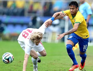 [COPA 2014] Ruy Castro diz temer interpretação errada de juízes em relação a Neymar