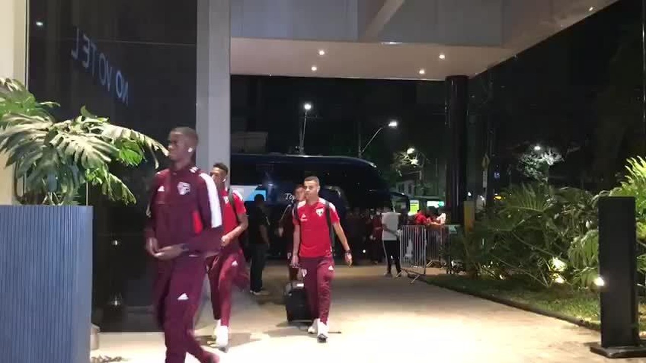 São Paulo é recebido com festa pela torcida em Belo Horizonte