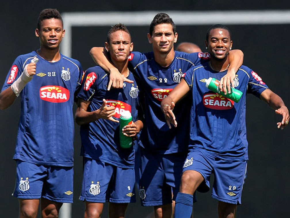 André, Neymar, Ganso e Robinho no Santos em 2010 — Foto: Agência Estado