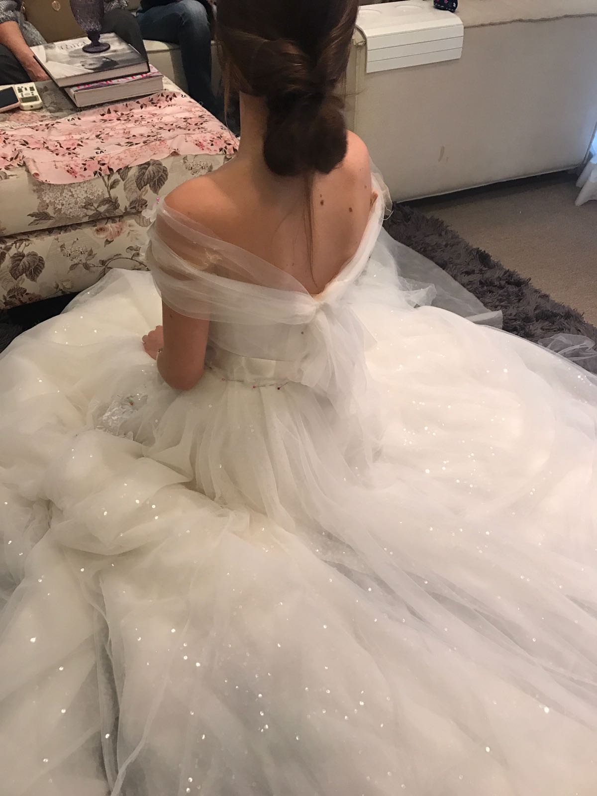 O vestido de noiva de Camila Queiroz (Foto: Reprodução )