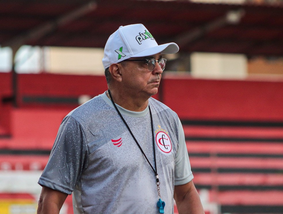 Flávio Araújo comandou o Campinense em seis partidas, sendo quatro derrotas, uma vitória e um empate — Foto: Samy Oliveira / Campinense