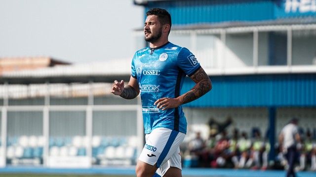 Johnny abriu o placar para o São Bento