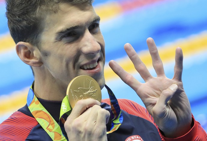 Michael Phelps vence os 200m medley (Foto: Reuters)