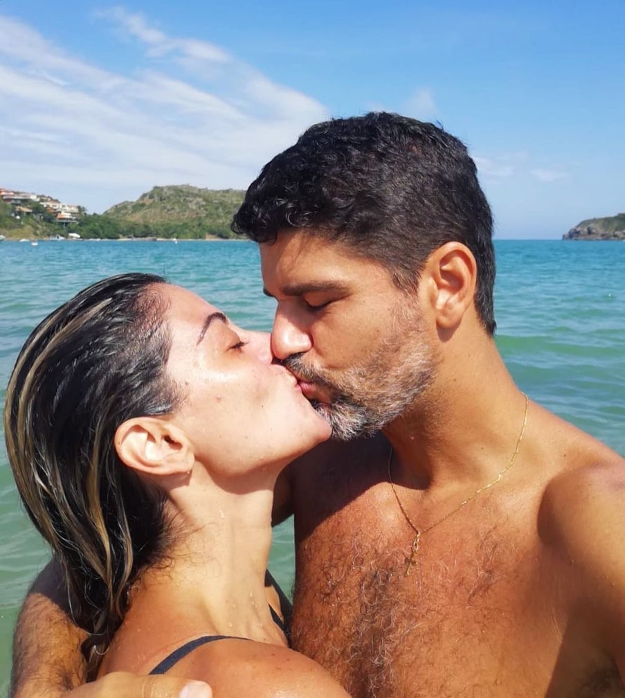 Carol Castro relembra clique com namorado e Bruno comenta (Foto: Instagram)