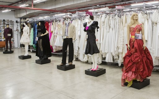 Figurinos de novelas da Globo são destaque de mostra em shopping