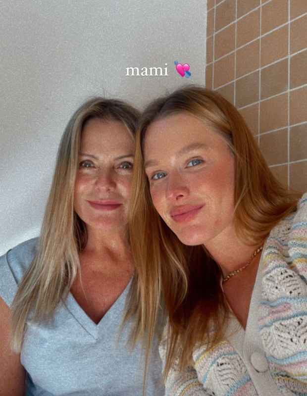 Sandra Mattheise  a filha Fiorella Mattheis (Foto: Reprodução/Instagram)