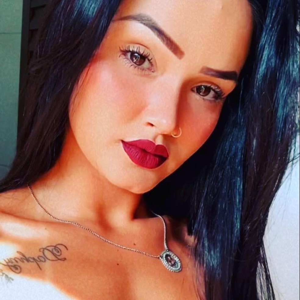 Júlia Rios, de 25 anos, morreu na manhã deste sábado (23) — Foto: Redes sociais