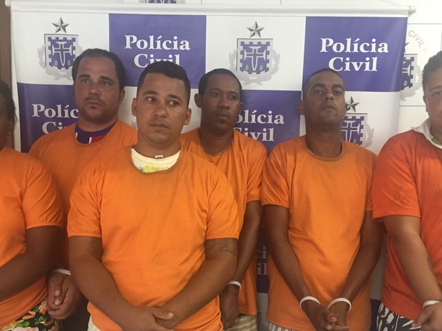 Polícia prende grupo suspeito de tráfico de drogas  (Foto: Divulgação/Polícia Civil)