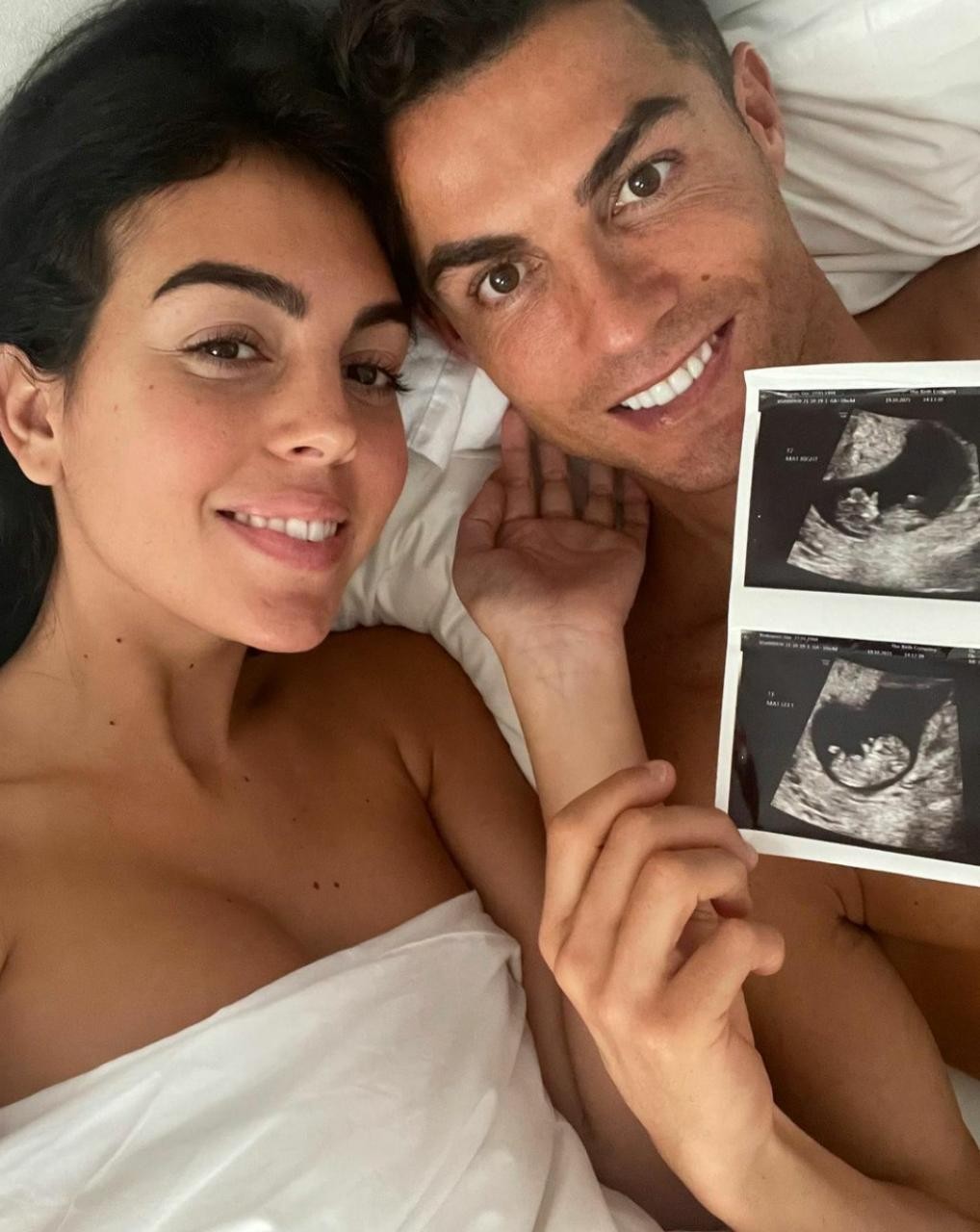 Cristiano Ronaldo e Georgina anunciam espera de gêmeos (Foto: Instagram)