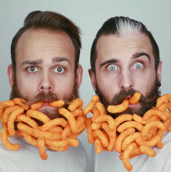 Barba de Cheetos sabor queijo (Foto: Instagram/Reprodução)