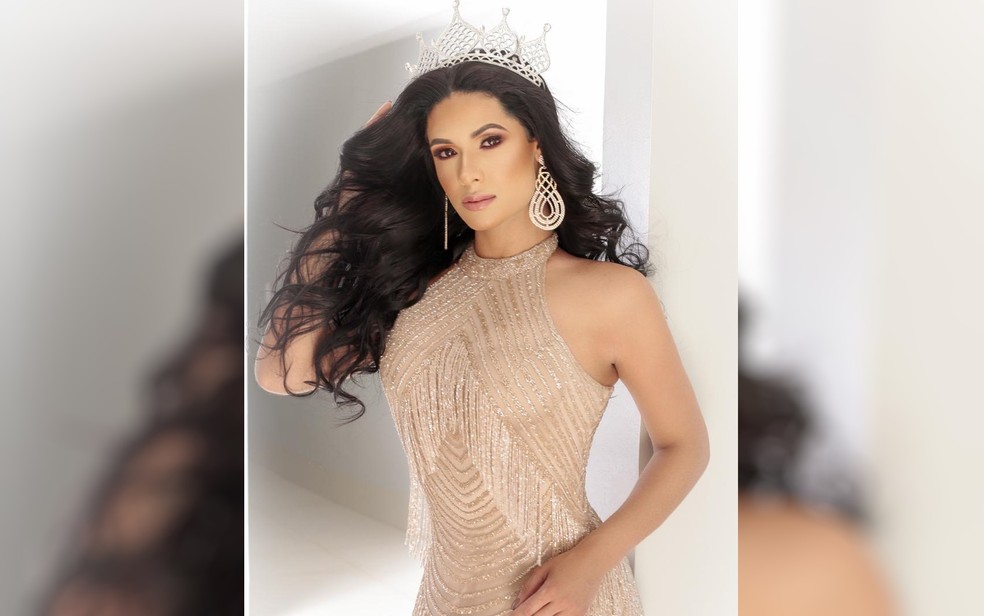 Goiana Rayka Vieira será a primeira mulher trans a disputar o concurso Miss Brasil Mundo — Foto: Raffael Rodrigues/Reprodução