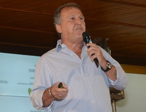 OFF:No Espírito Santo, Zico comenta lista de Felipão: