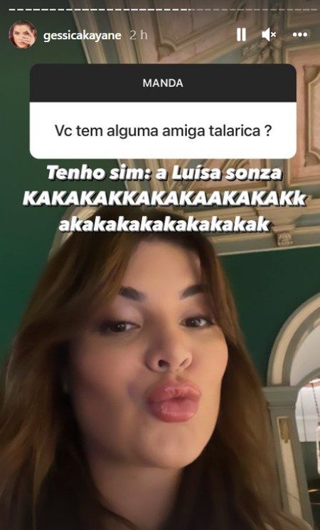Gkay brinca e chama Luísa Sonza de "talarica" (Foto: Reprodução/Instagram)