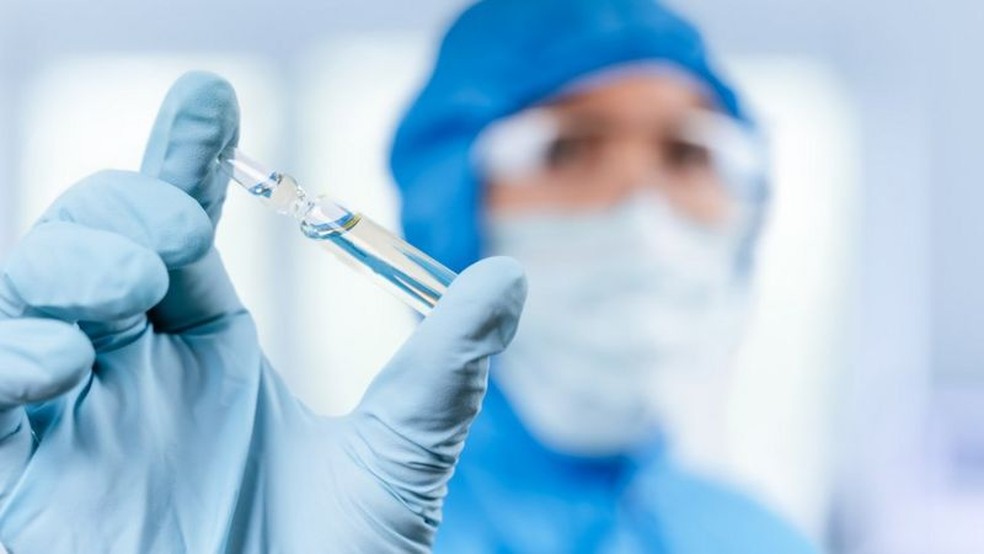 OMS acompanha o desenvolvimento de mais de 200 vacinas contra a covid-19 — Foto: Getty Images via BBC