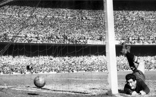 Qual o nome do jogador do Uruguai que fez o gol da vitória contra o Brasil na final da Copa do Mundo de 1950?