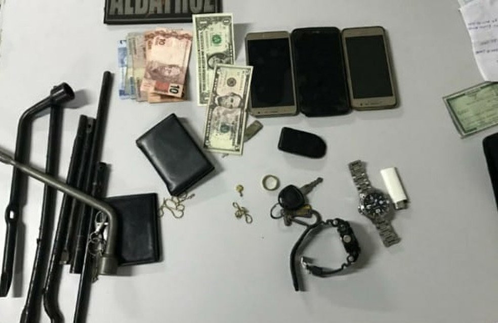 Material apreendido com o trÃªs suspeitos de furtar veÃ­culos em SÃ£o LuÃ­s â Foto: DivulgaÃ§Ã£o / PolÃ­cia Militar