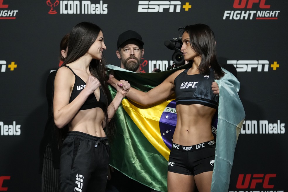 Diana Belbita Glorinha de Paula pesagem UFC — Foto: Getty Images