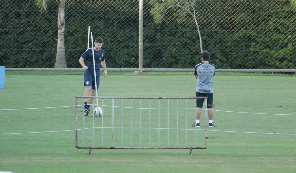 Confira a provável escalação do Grêmio para enfrentar o Guarani