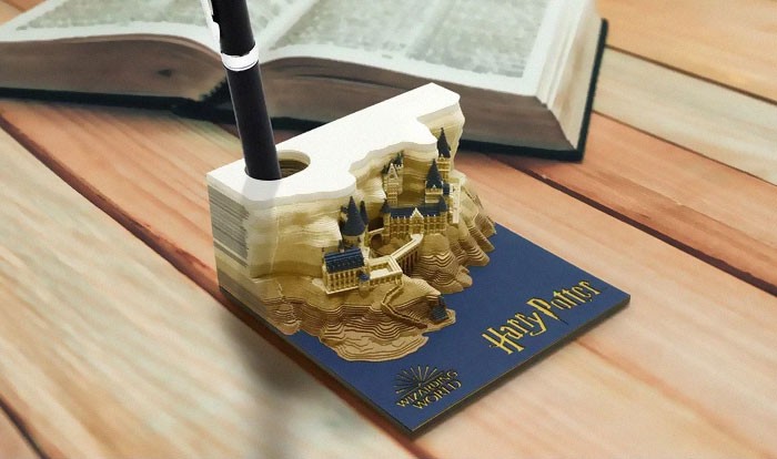 Bloco de notas da Traid traz versão tridimensional do castelo de Hogwarts  (Foto: Divulgação)