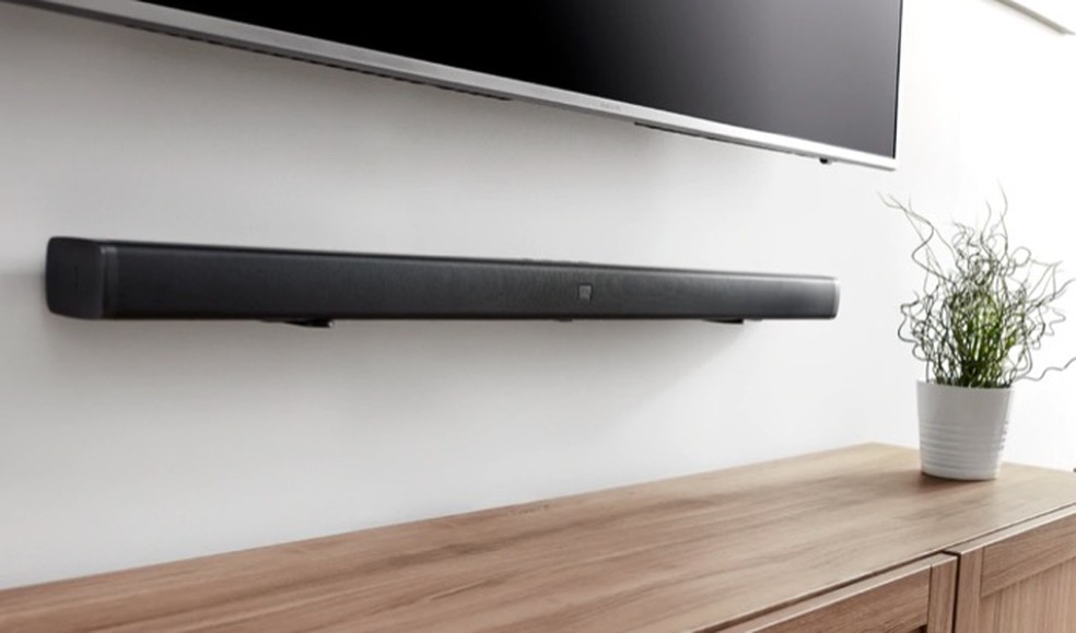 Soundbar JBL Bar 3.1 é boa? Conheça ficha técnica, potência e preço