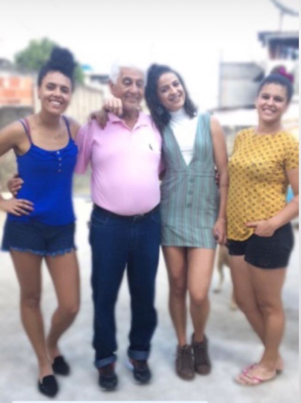 Getúlio com as três filhas — Foto: Angelina/Arquivo pessoal