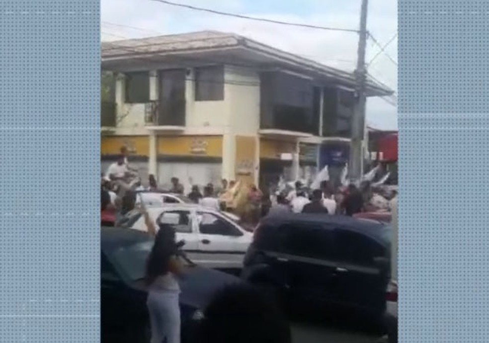 Moradores registram aglomerações em festas públicas promovidas por políticos na BA  — Foto: Reprodução/TV Bahia