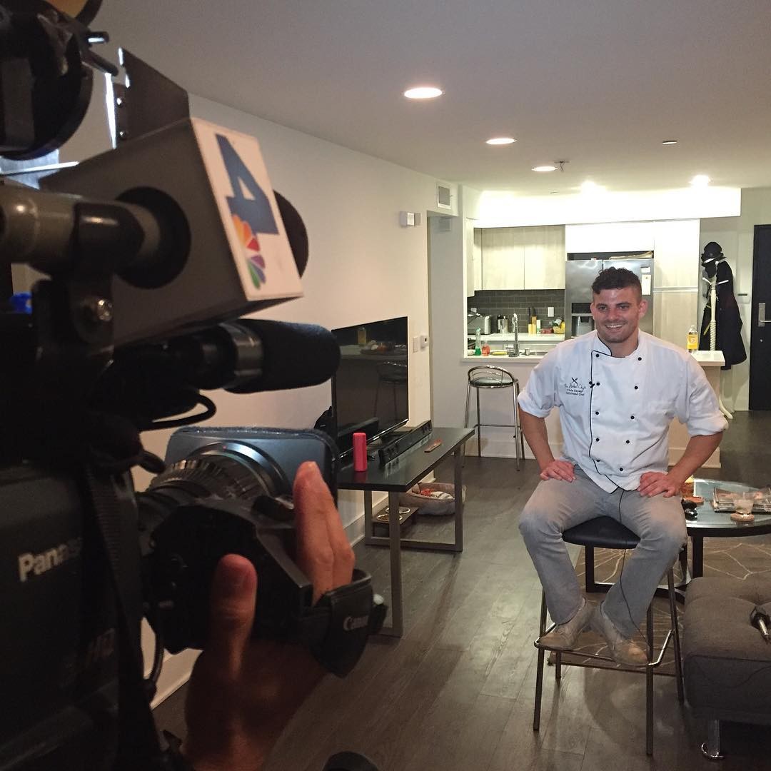 Chris Sayegh: chef fala sobre sua gastronomia com uso de maconha à TV dos EUA (Foto: Reprodução)
