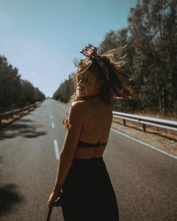 Cintia Dicker em viagem à Espanha (Reprodução/Instagram