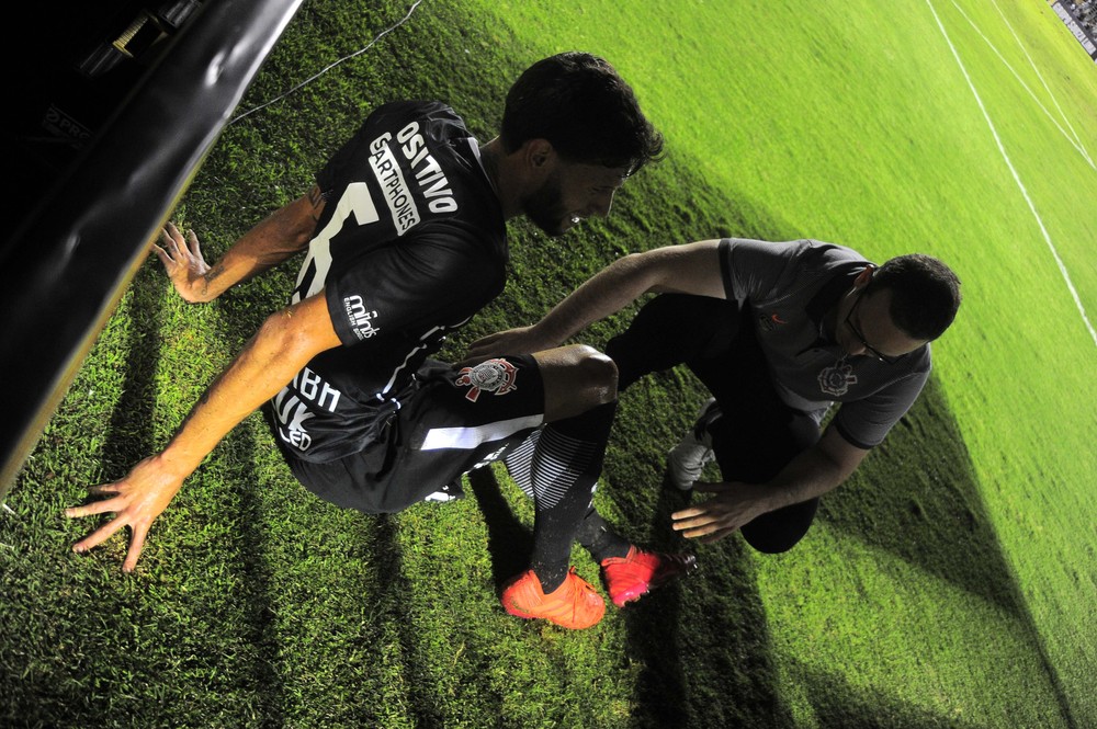 Juninho Capixaba fará exames até sexta, mas não deve jogar o Dérbi