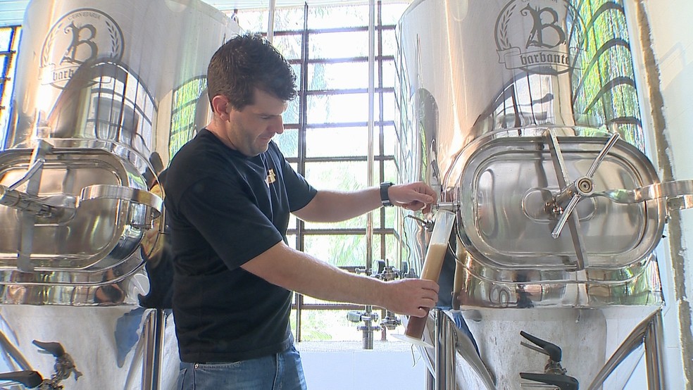 Juiz de Fora é a primeira cidade de MG integrar a política pública de incentivo às atividades relacionadas à cadeia produtiva da cerveja.  — Foto: Reprodução/TV Integração