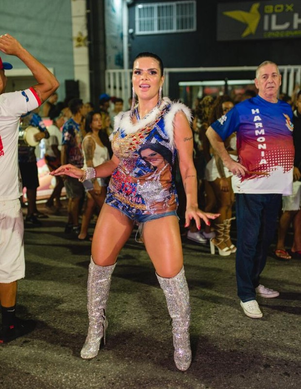 Juliana Souza, rainha de bateria da União da Ilha (Foto: Divulgação: Adriano Reis/ Palmer Assessoria de Comunicação)