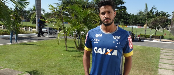Três zagueiros e uma incógnita: como está a renovação entre Cruzeiro e trio