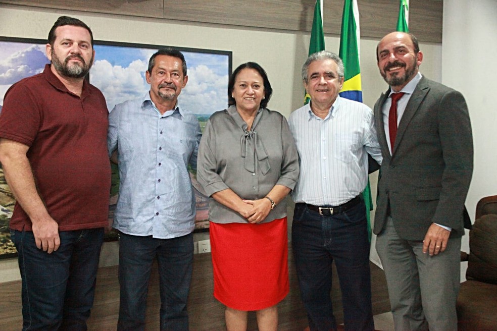 Novos diretores do Detran e do DER no RN foram anunciados na quinta-feira (17) pela governadora FÃ¡tima Bezerra (PT) â€” Foto: DivulgaÃ§Ã£o