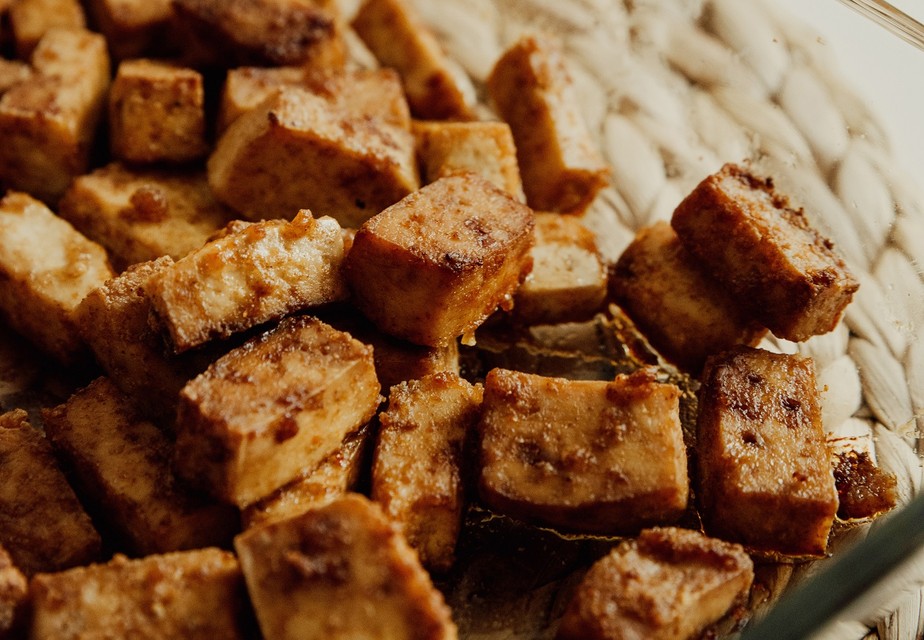 Receita de tofu 'do mar' é uma boa alternativa para temperar o ingrediente vegetal