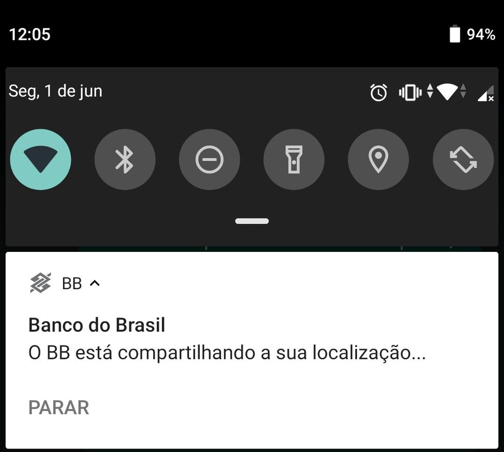 Notificação do Android indica que aplicativo do Banco do Brasil está 'compartilhando a localização'. — Foto: Reprodução