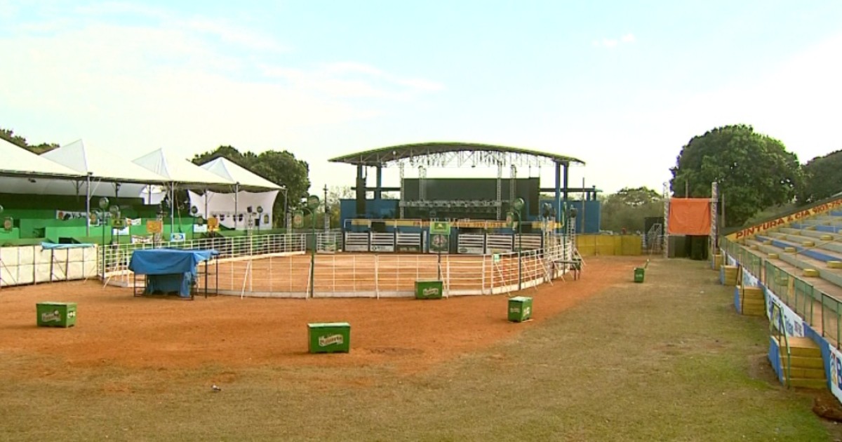 Festa do Peão de Barretos (SP) terá que pagar seguros e diária a peões