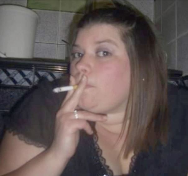 Grávida que fumava 10 cigarros por dia faz alerta (Foto: The Sun)