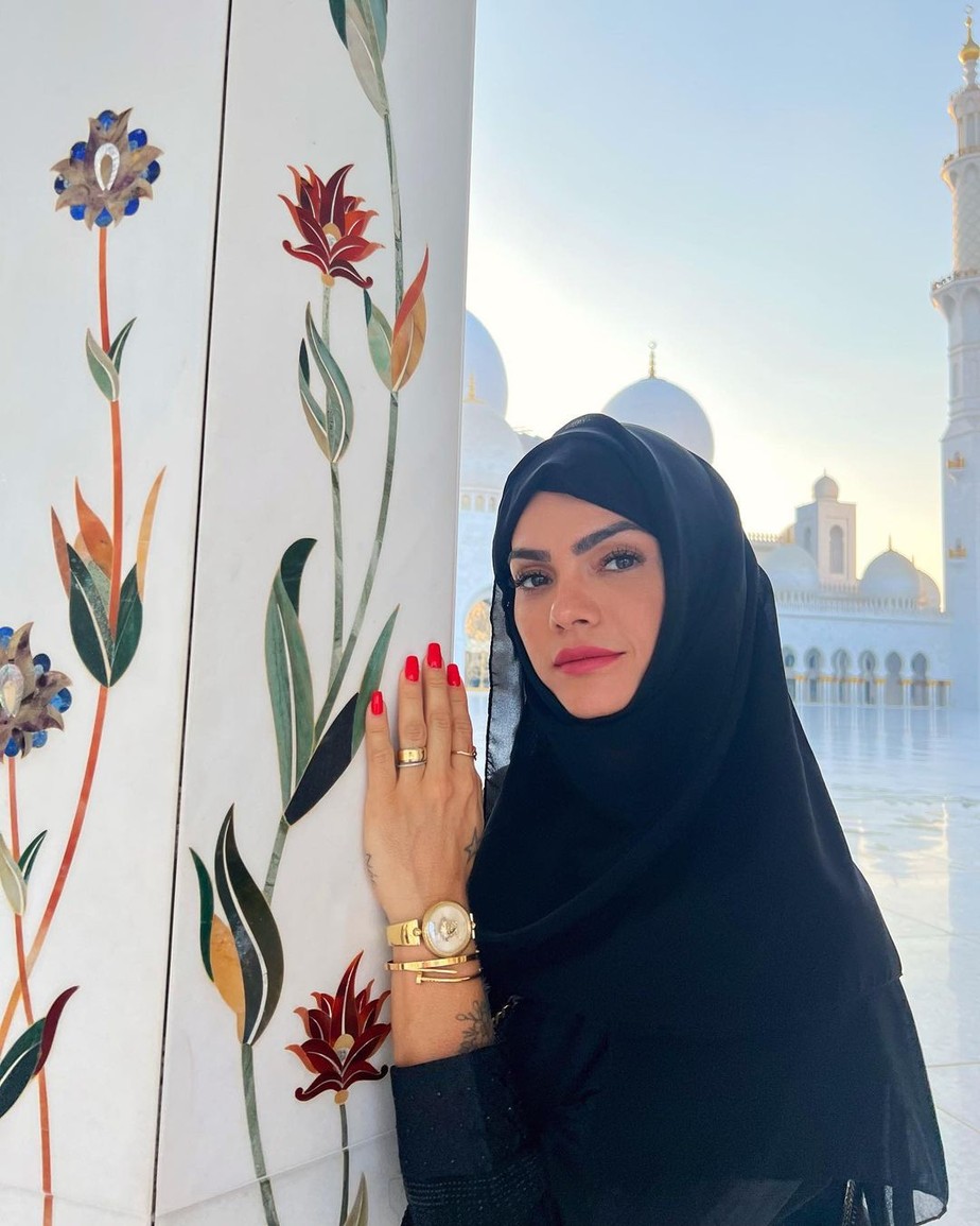 Kelly Key na Mesquita de Dubai