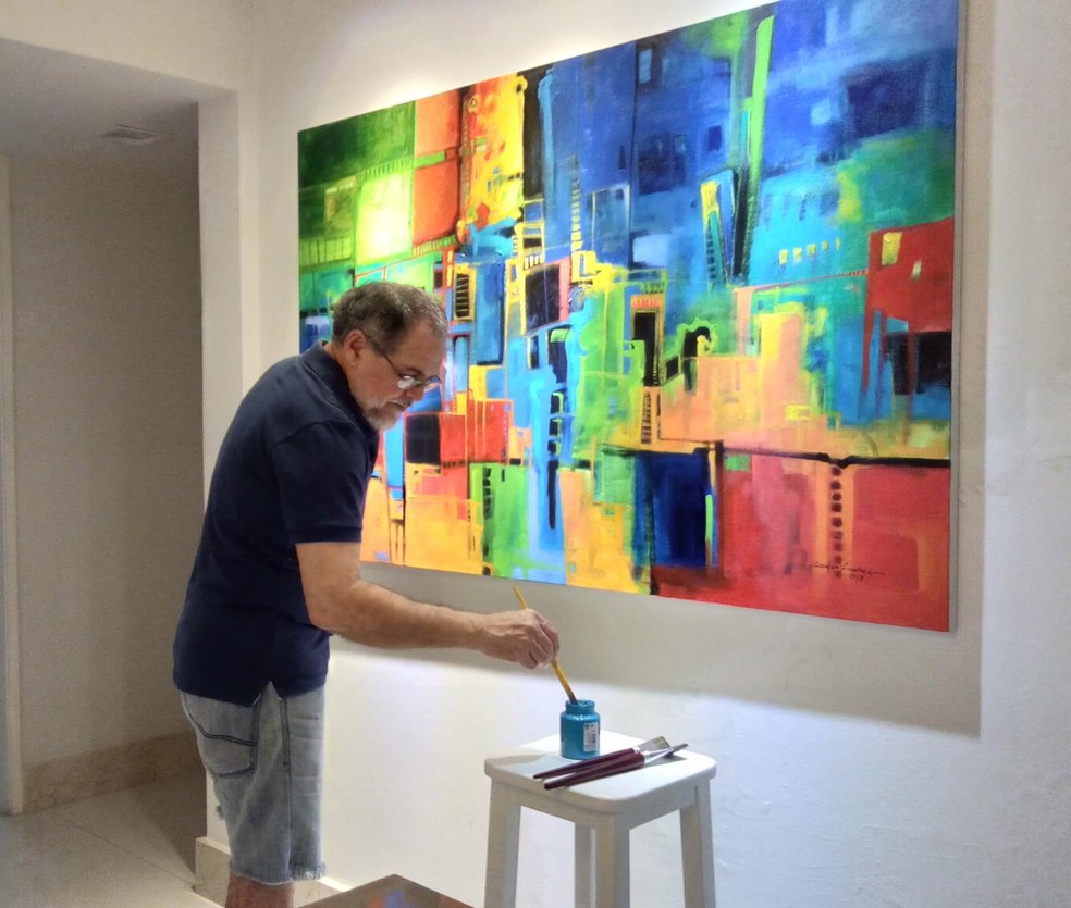 Aos 60 anos, Carlos Soares se dedica aos trabalhos artÃ­sticos hÃ¡ 37  (Foto: DivulgaÃ§Ã£o )