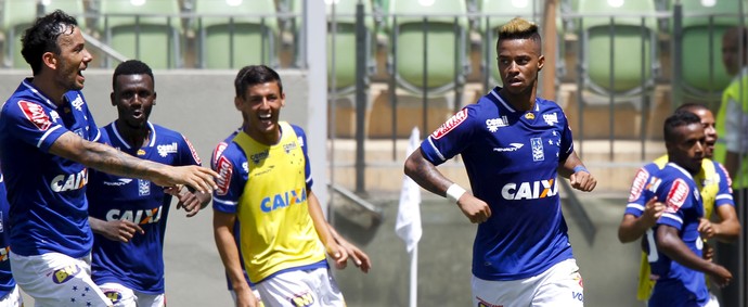 Caiu no Horto, tá vivo? Cruzeiro busca quarto clássico sem perder no estádio