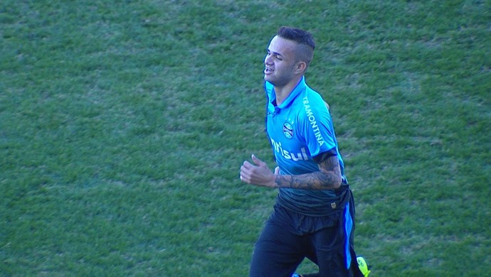 Luan vira rei dos números no Grêmio e presidente pede chance na Seleção