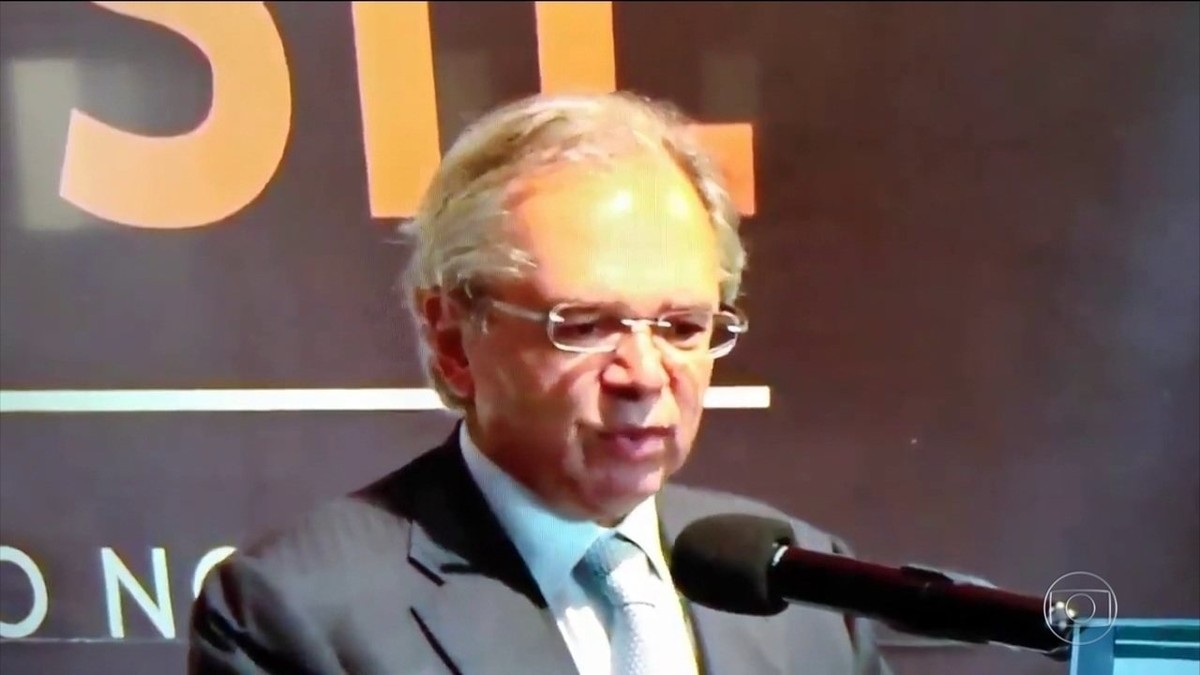 Paulo Guedes ofende mulher do presidente francês Emmanuel Macron