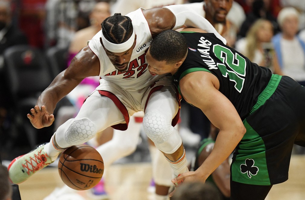 Heat vence Celtics em Miami e fica a um jogo das finais da NBA