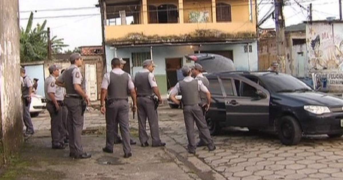 G1 - Bala perdida mata adolescente após assalto a banco no litoral de ...
