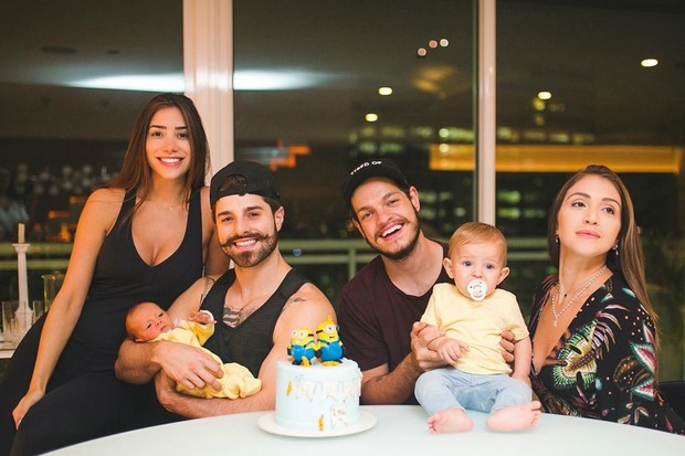 Alok e família (Foto: Reprodução/Instagram)