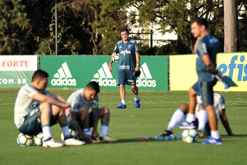  Cuca estipula meta: próximos seis jogos definirão futuro do Palmeiras no Brasileiro