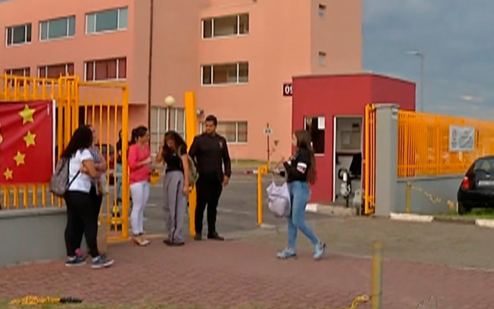 Raul Brasil passa por reforma e alunos estão estudando em prédio de faculdade particular, alugado pelo Estado — Foto: Reprodução/ TV Diário