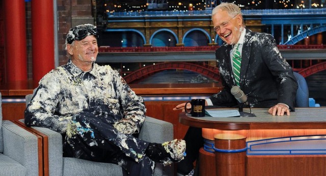 Bill Murray e David Letterman no 'Late Show' de terça, 19 de maio (Foto: Reprodução)